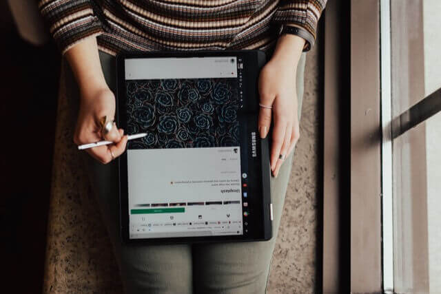 Costituire una SRL online con atto standard